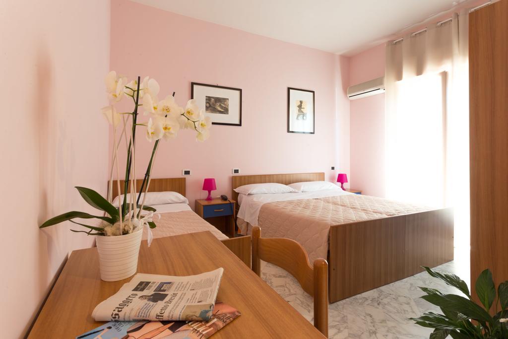 Hotel Roma Pineto Exteriér fotografie